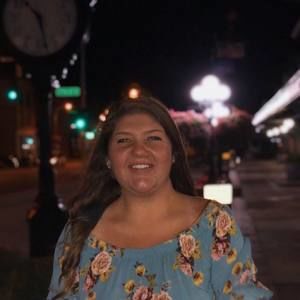 Meet your Posher, Elizabeth